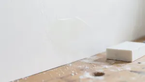 po jakim czasie szlifować gładź polimerową